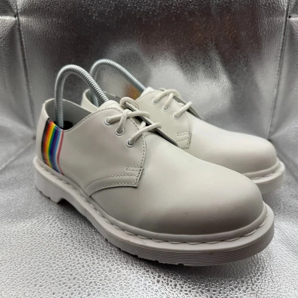 Size 6 Dr. Martens White Mens Lace-Up Pride Derby‎ Rainbow Leather Shoes 27522